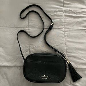 Kate Spade Crossbody purse (can convert to clutch)